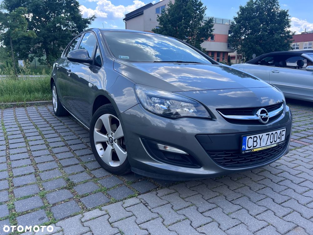 Opel Astra - 2