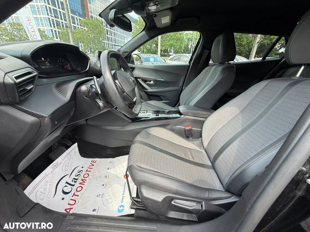 Peugeot 2008 1.2L PureTech 130 S&S EAT8 Allure - 7