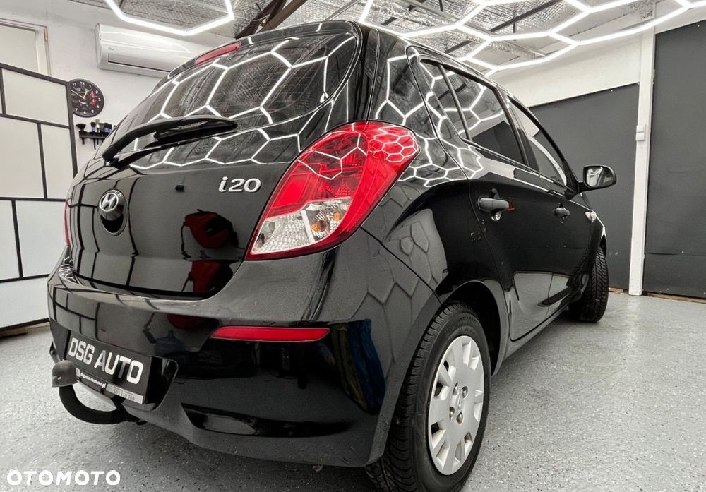 Hyundai i20 - 17