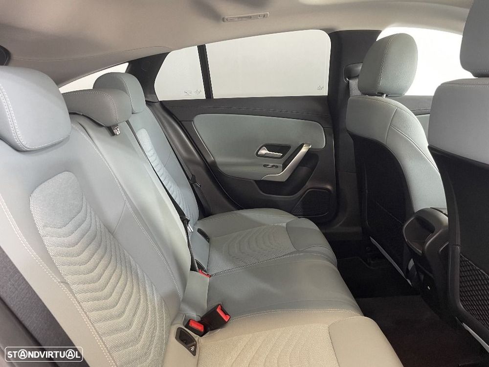 Mercedes-Benz CLA 180 - 20