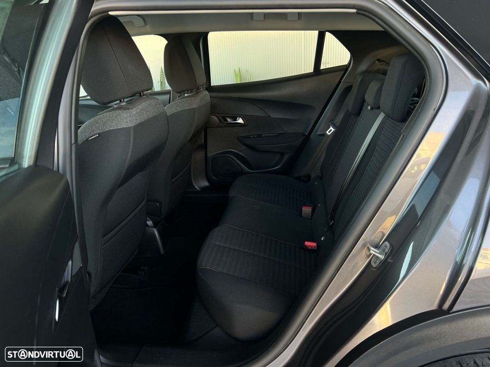 Peugeot 2008 1.5 BlueHDi Active Pack - 27
