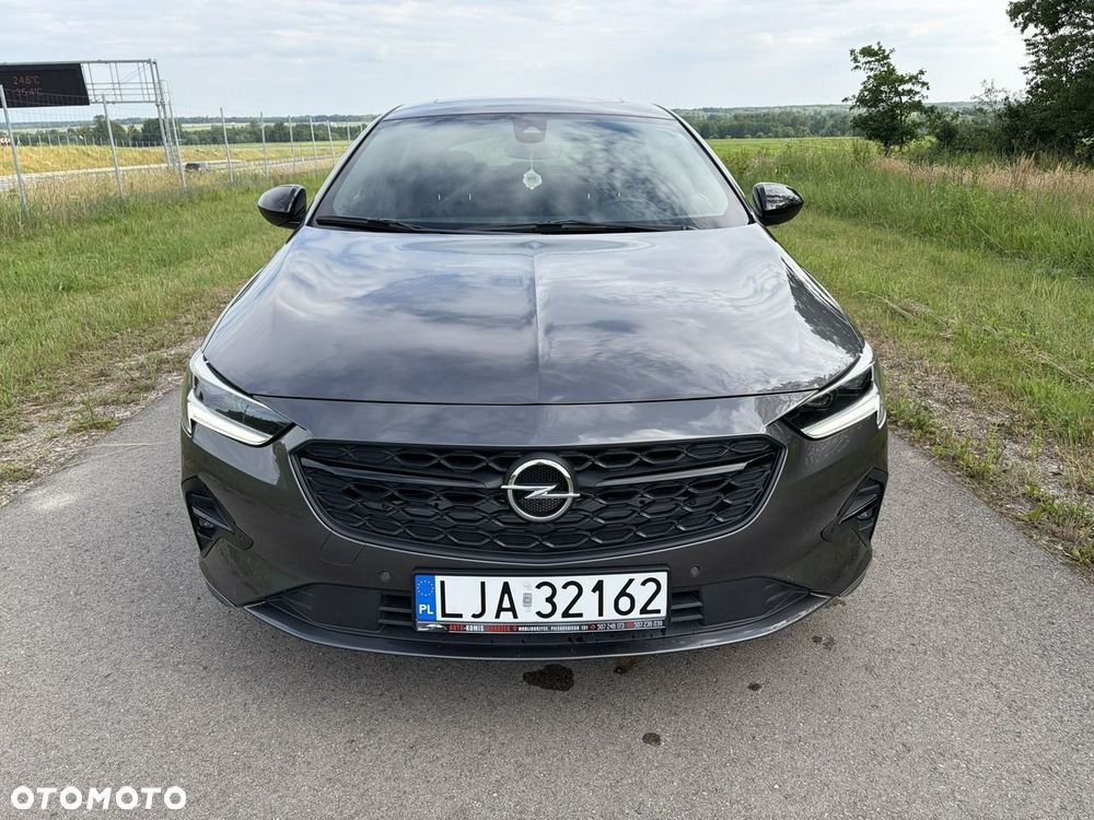 Opel Insignia - 8