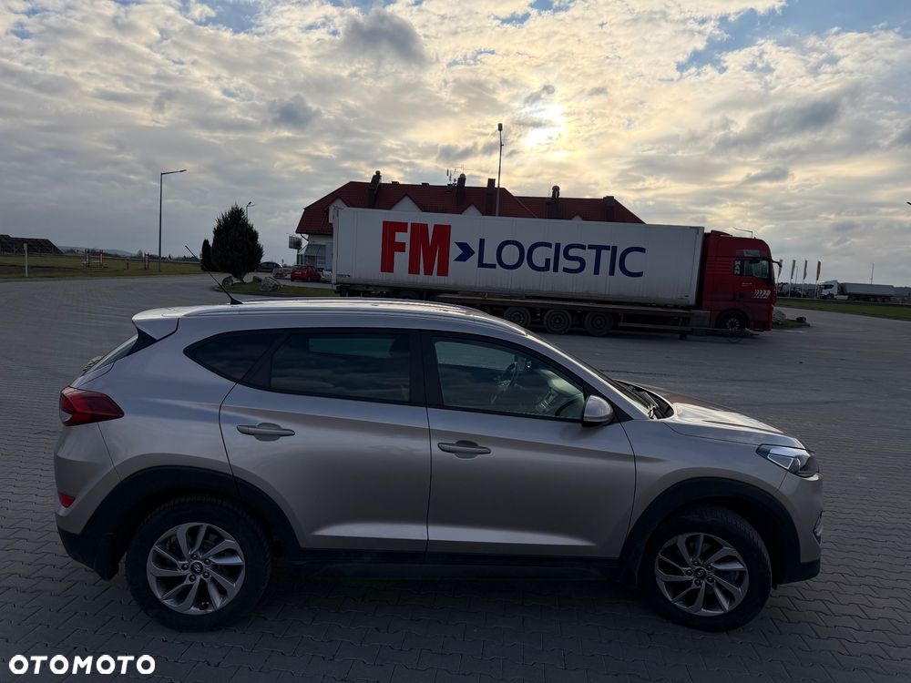 Hyundai Tucson 1.6 GDI BlueDrive Comfort 2WD - 8