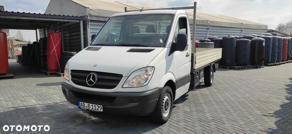 Mercedes-Benz Sprinter - 4