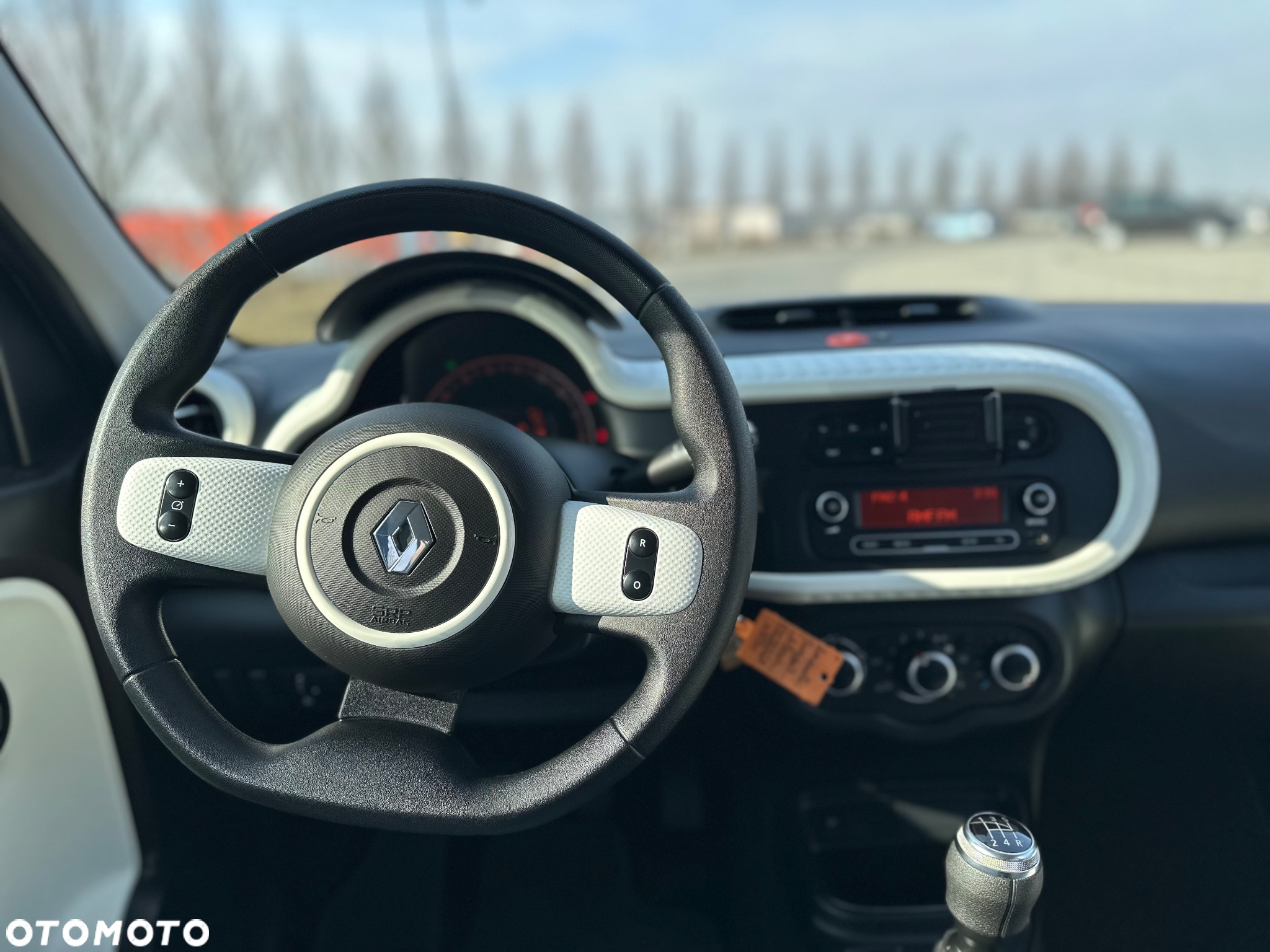 Renault Twingo SCe 70 Intens EU6 - 14