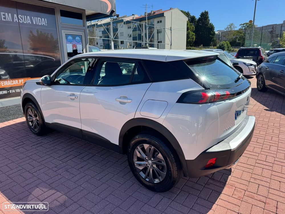 Peugeot 2008 1.2 PureTech Active Pack EAT8 - 3