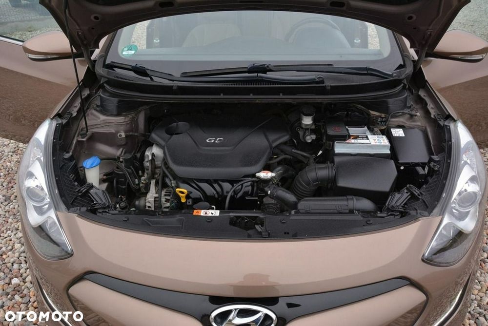Hyundai i30 - 30