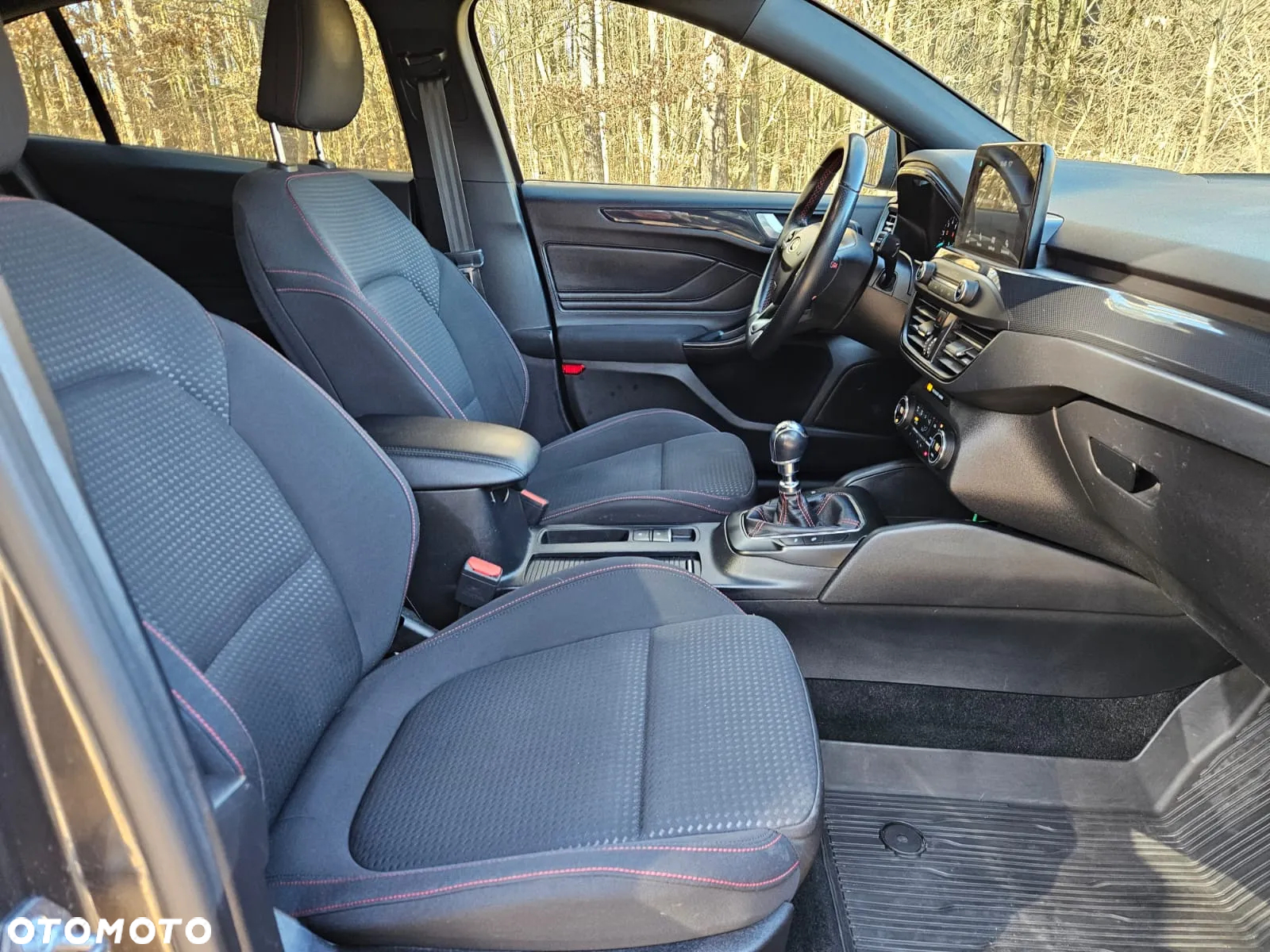 Ford Focus 1.0 EcoBoost ST-Line - 11