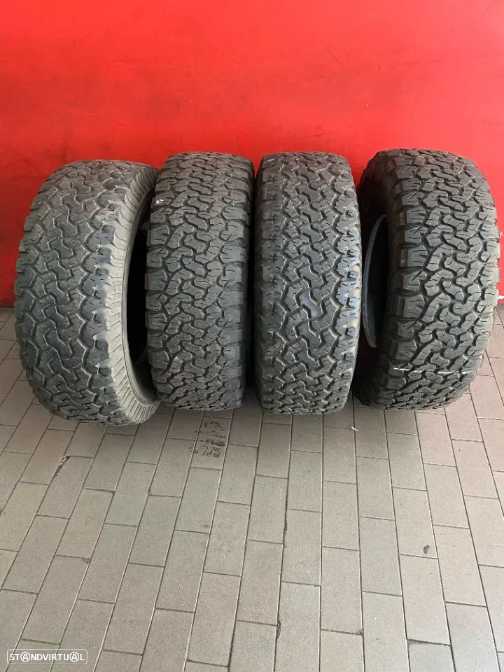 4 pneus 275/70/16 bfgoodrich all terrain t/a com mais de 70% de piso
