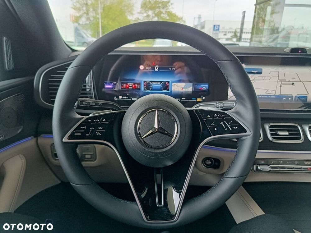 Mercedes-Benz GLE - 24