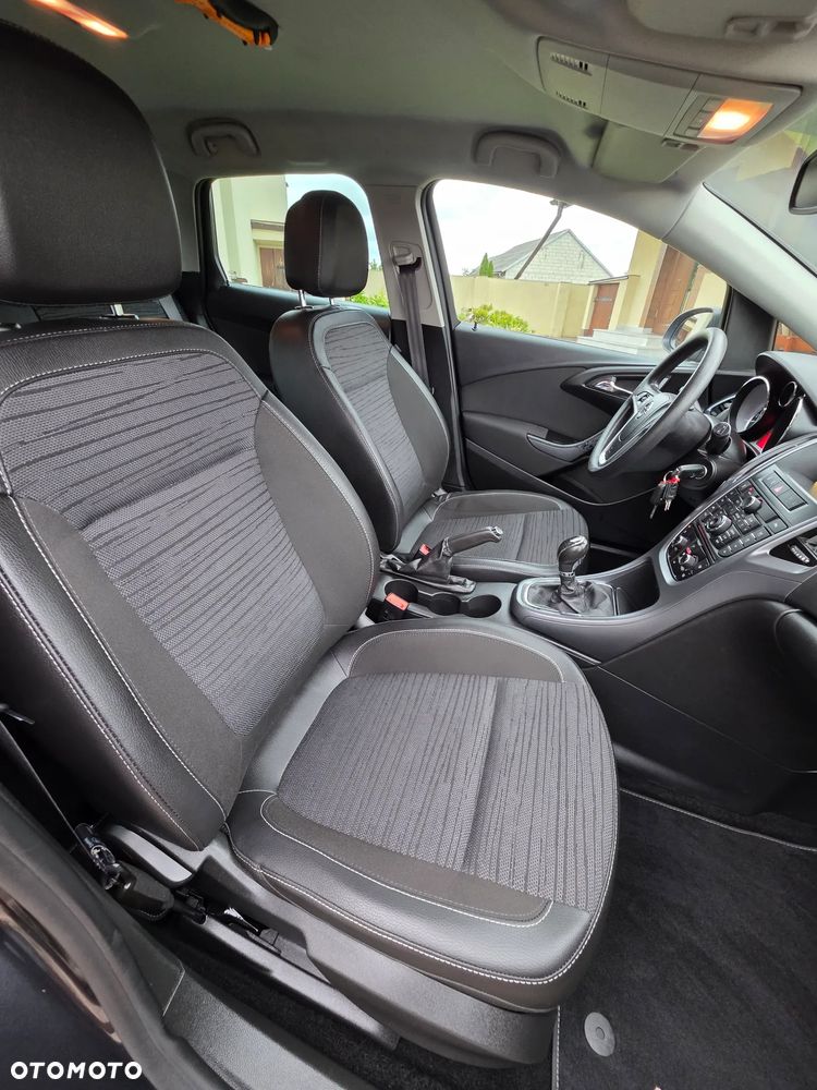 Opel Astra 1.6 CDTI Essentia - 7