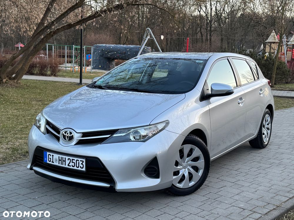 Toyota Auris 1.33 Dual-VVT-i Cool - 3