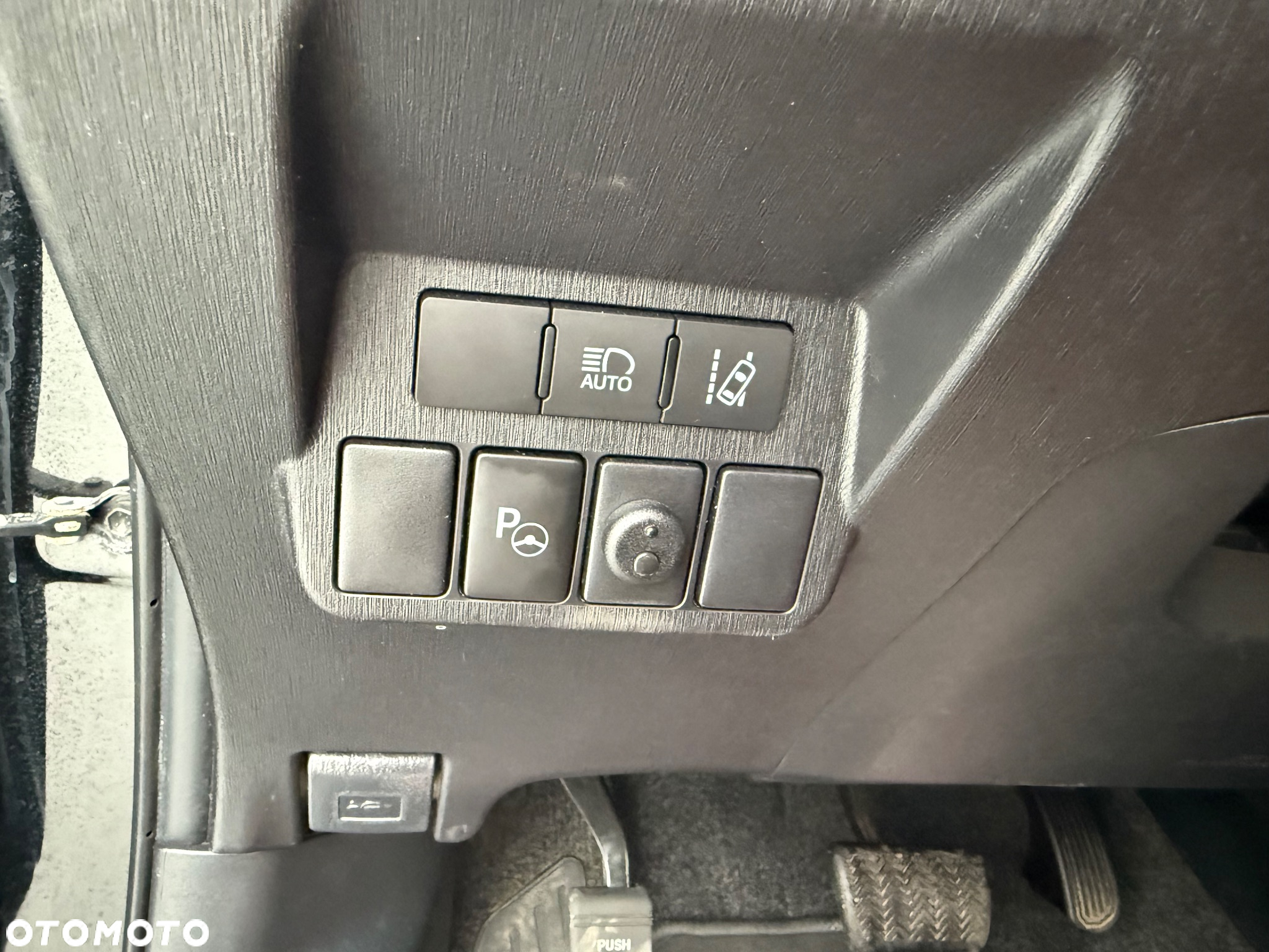 Toyota Prius+ Hybrid 135 Comfort - 19