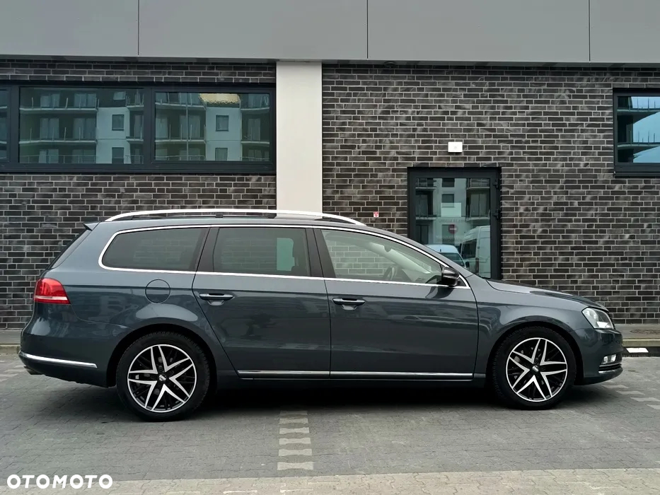 Volkswagen Passat Variant 2.0 TDI 4Motion DSG BlueMotion Tech Comfortline - 11