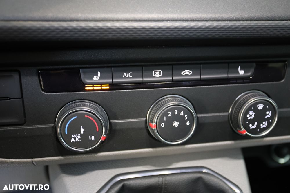 Volkswagen Caravelle LR Comfortline - 26