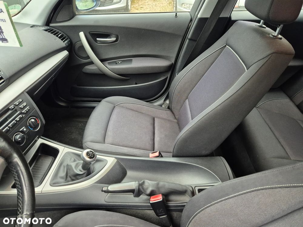 BMW Seria 1 118d - 15