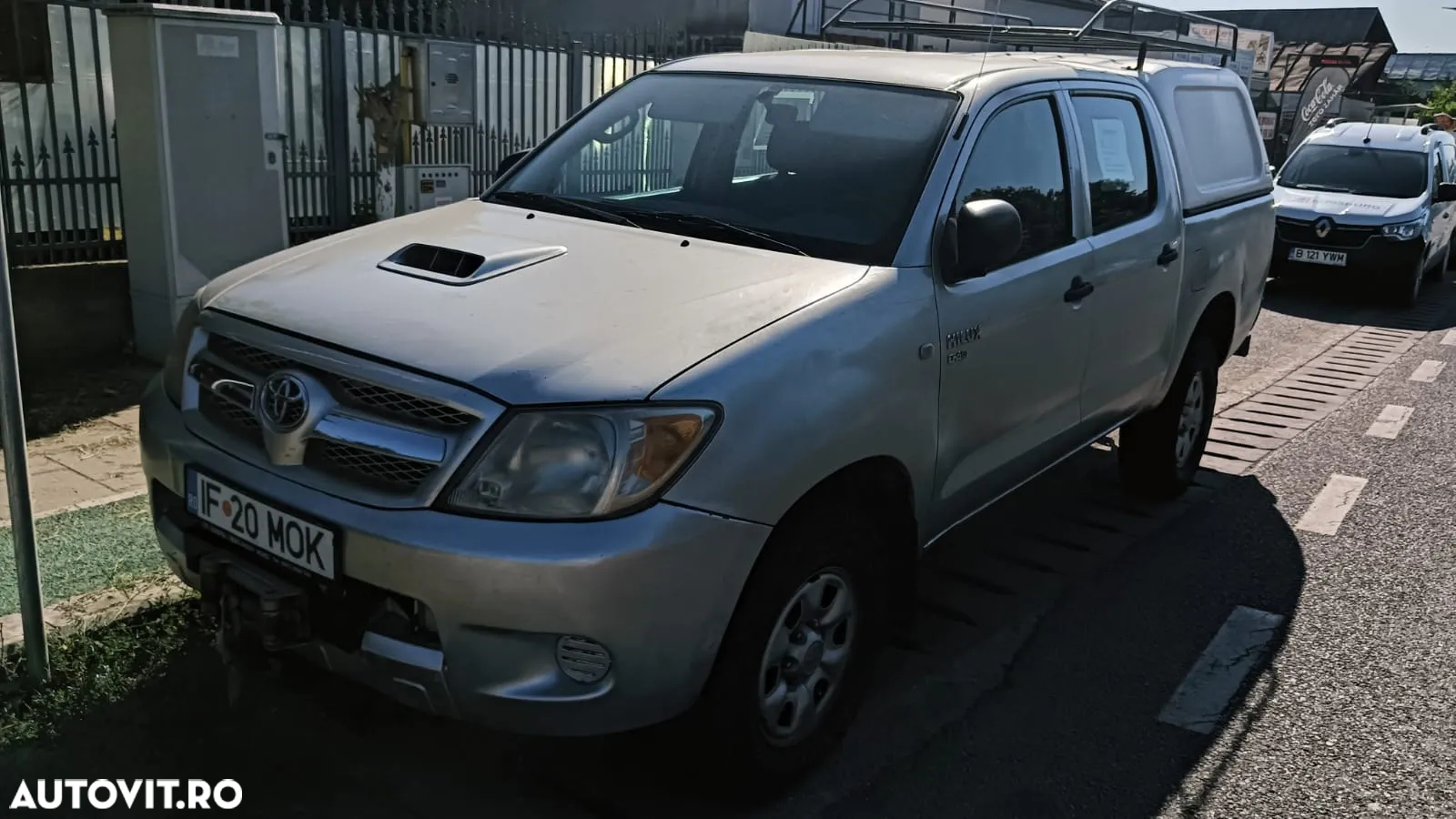 Toyota Hilux 4x4 Double Cab - 5