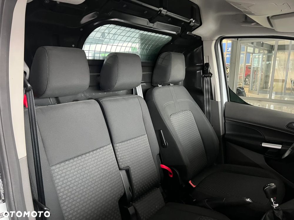 Ford Connect - 36