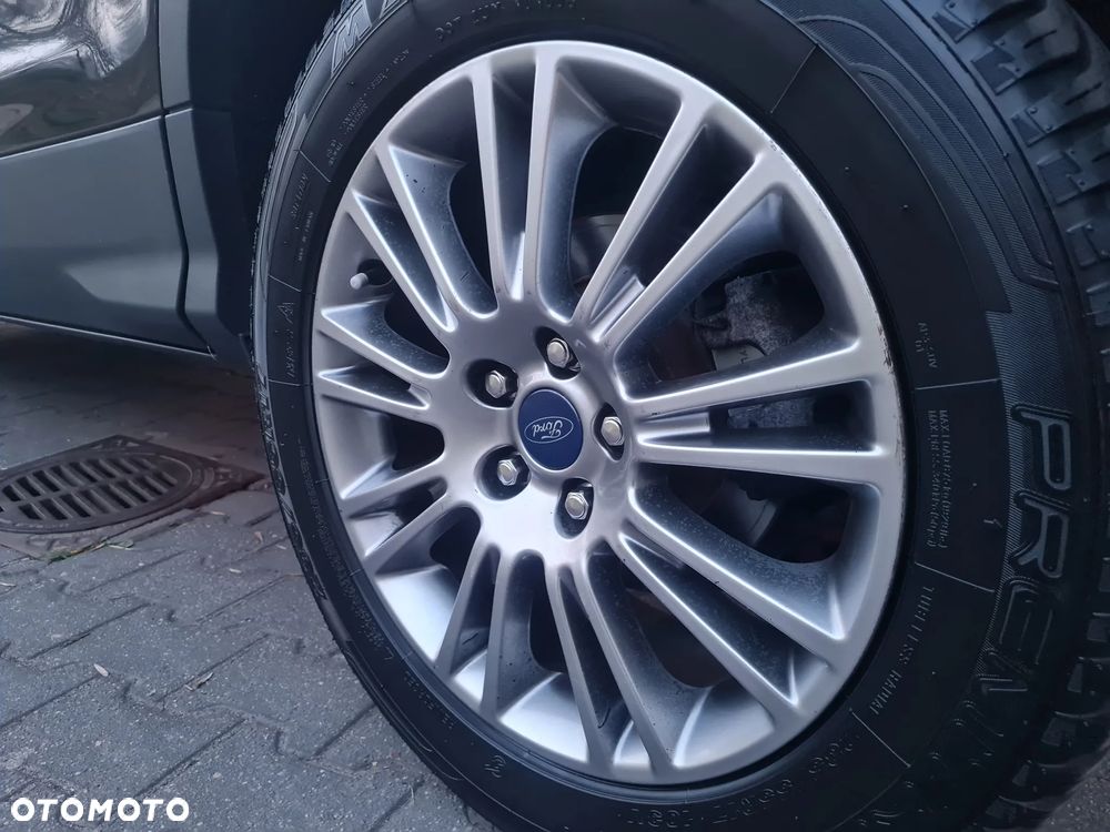 Ford Kuga 2.0 TDCi Titanium - 14