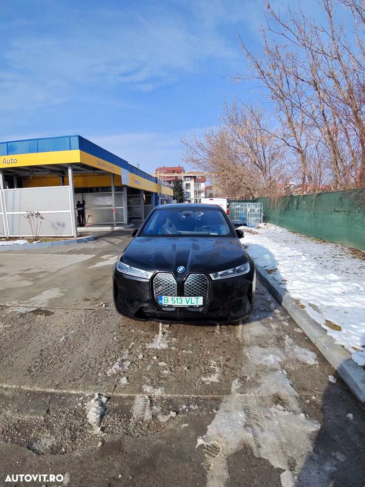BMW iX M60 - 11