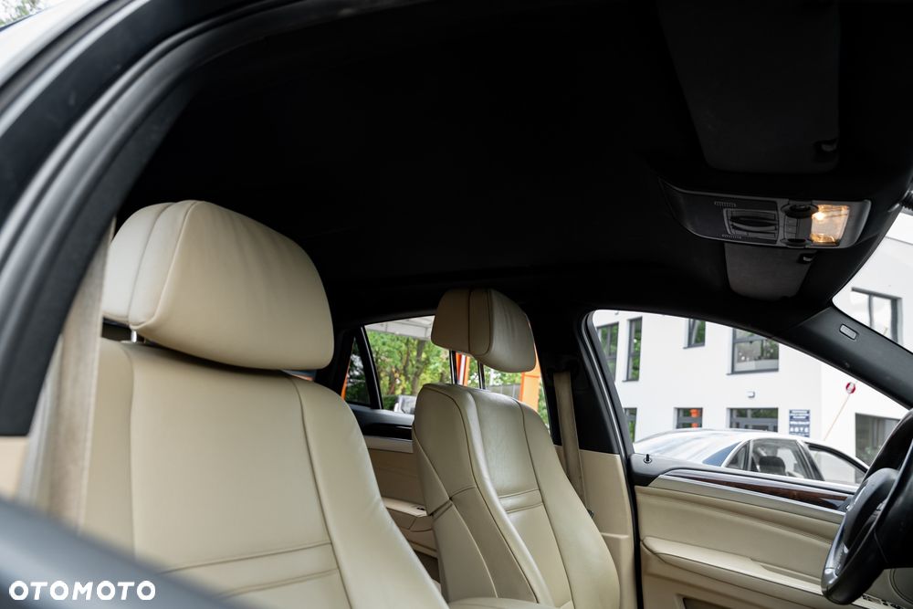 BMW X6 xDrive35i - 28