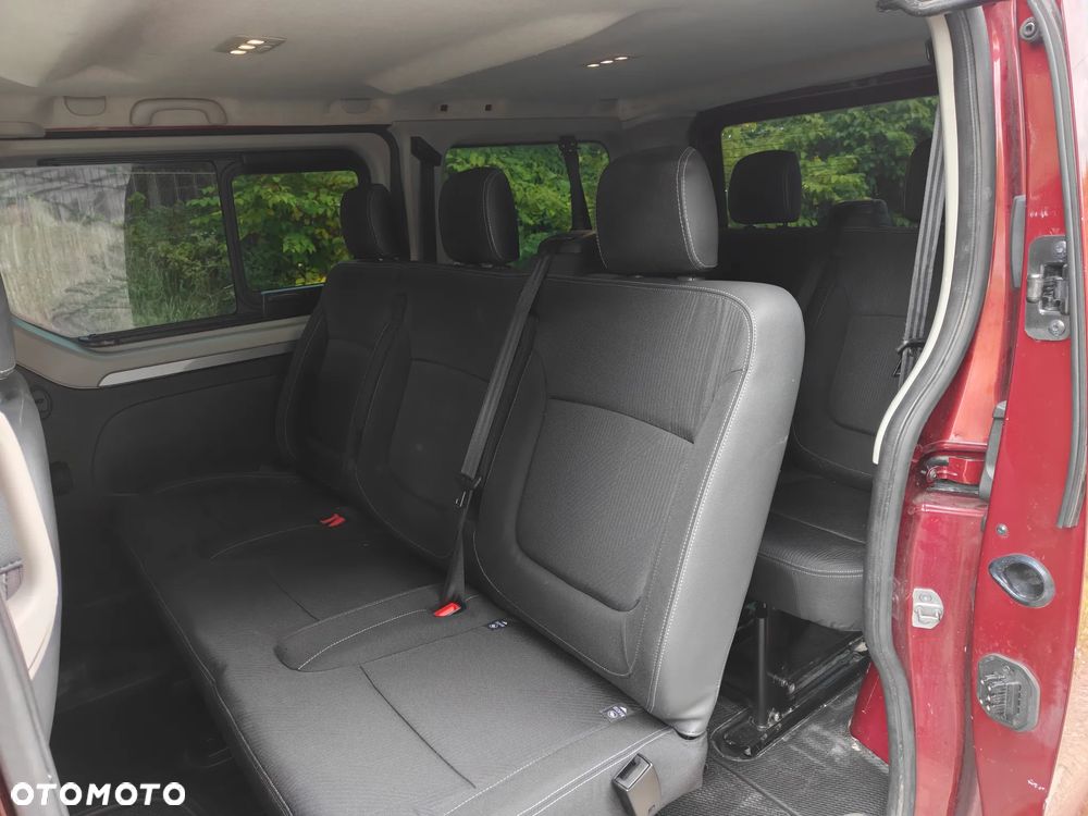 Renault Trafic Grand 2.0 dCi EDC - 13