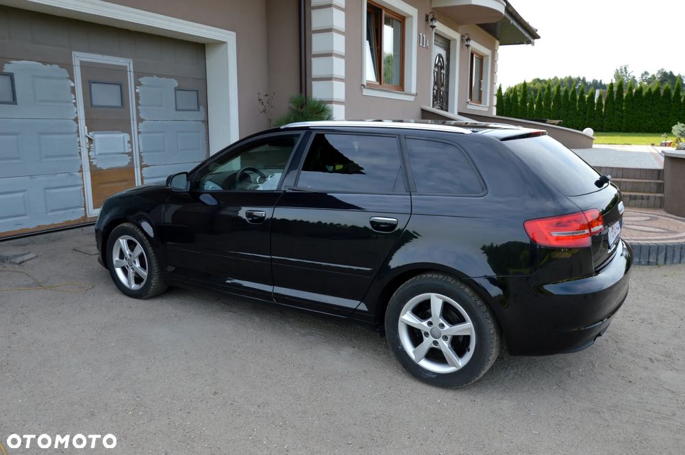 Audi A3 Sportback 1.6 TDI Attraction - 4