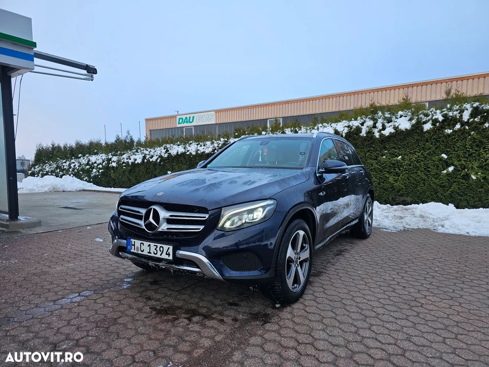 Mercedes-Benz GLC - 1