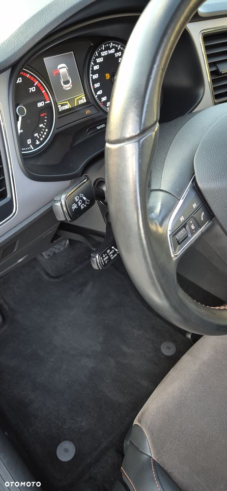Seat Leon 1.8 TSI Xcellence S&S DSG - 4