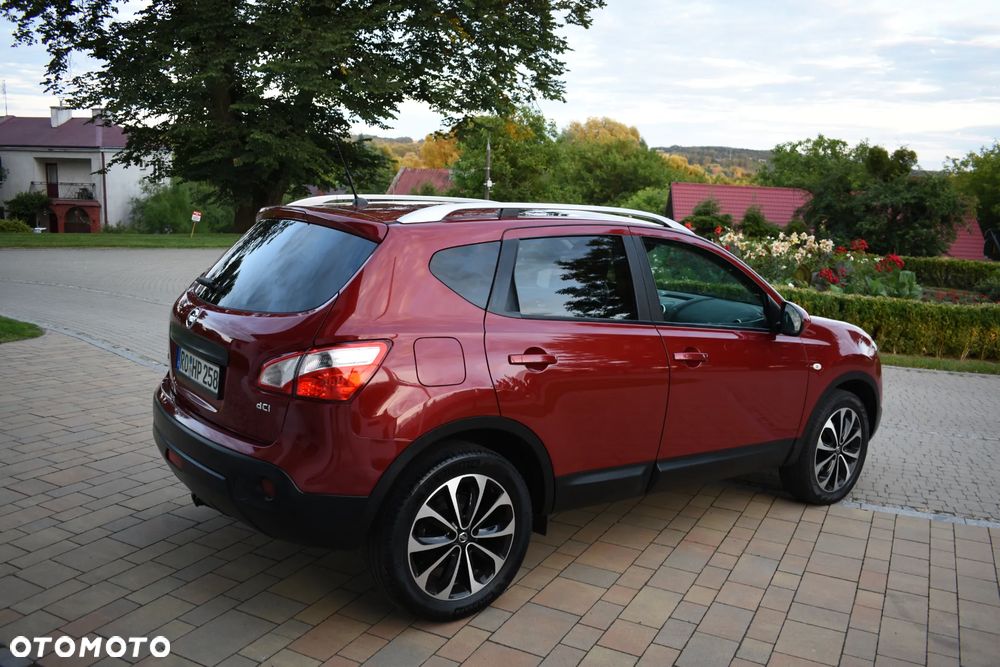 Nissan Qashqai 2.0 dCi DPF I-Way - 13