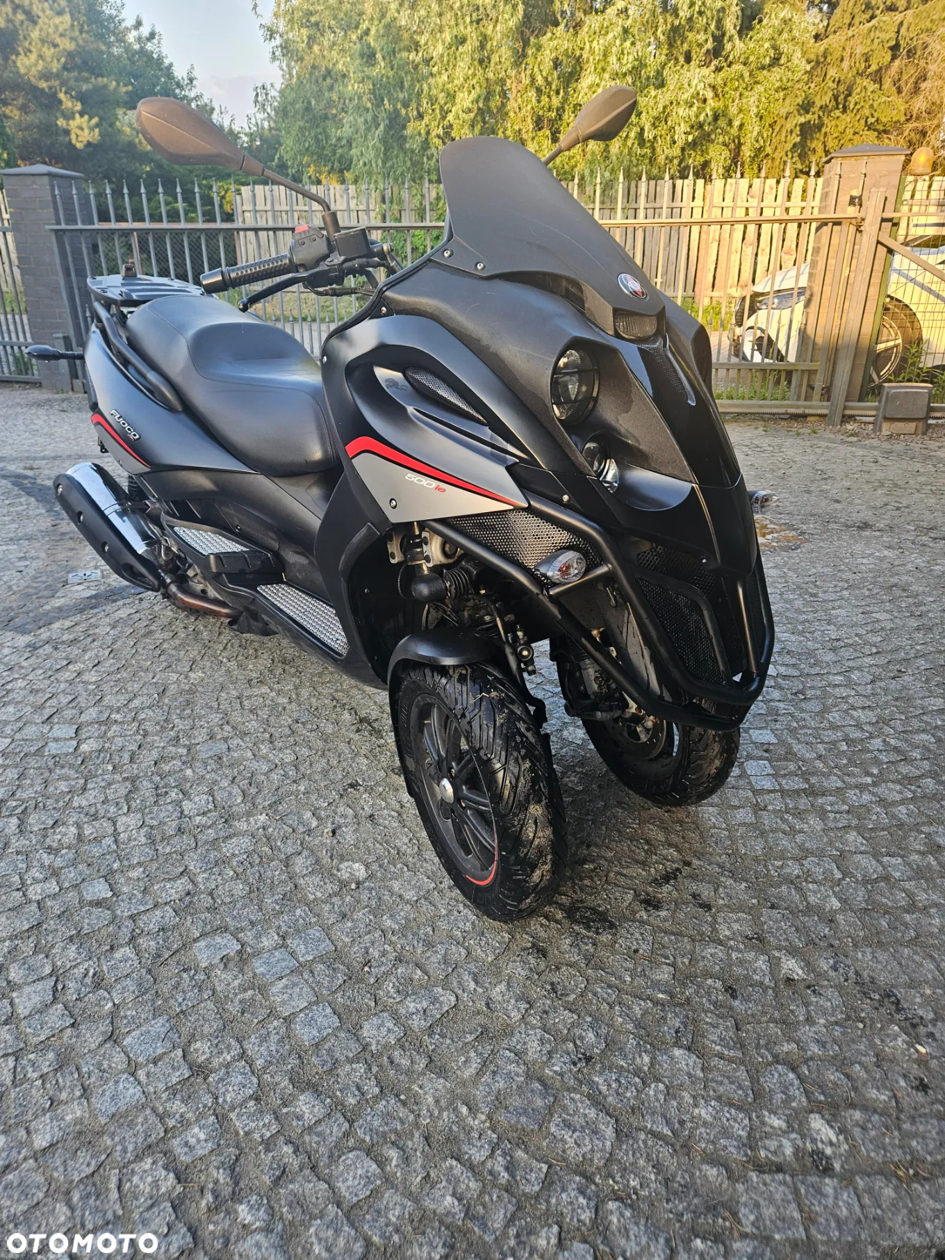 Piaggio MP-3 - 15