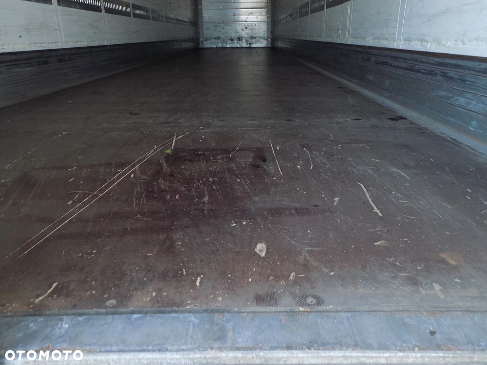 Schmitz Cargobull IZOTERMA DOPPEL STOCK - 10