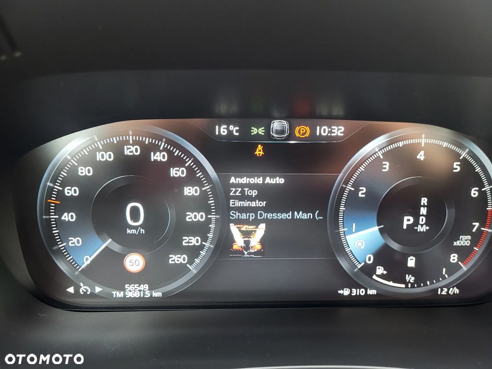 Volvo XC 60 T4 Momentum - 4