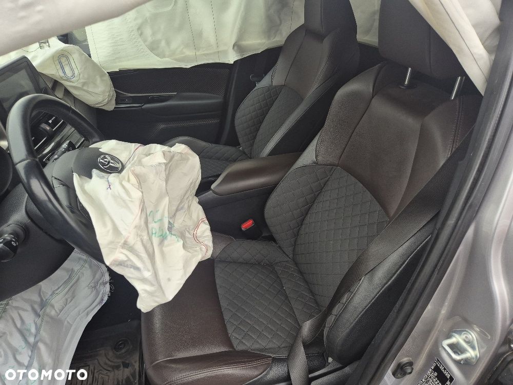 Toyota C-HR 1.8 Hybrid Prestige - 12