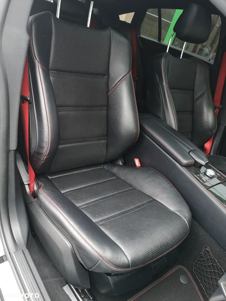 Mercedes-Benz CLS - 25