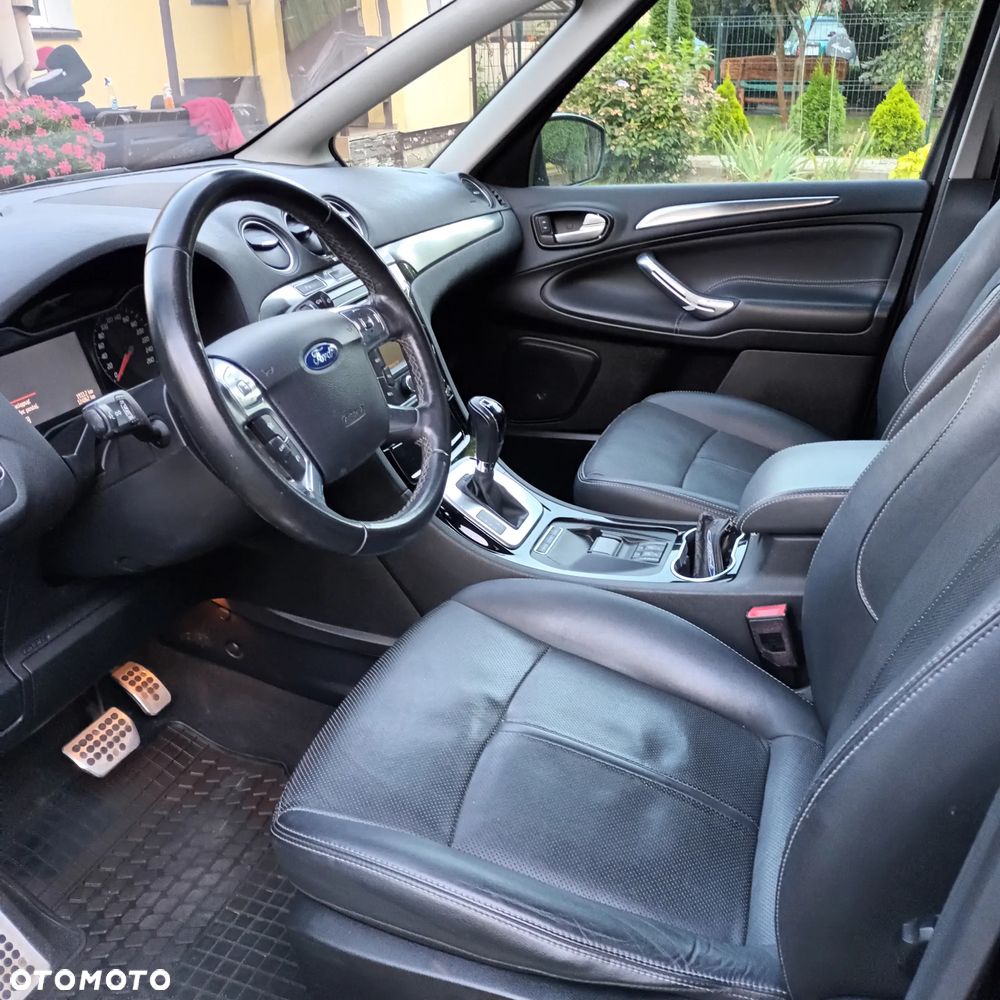Ford S-Max - 9
