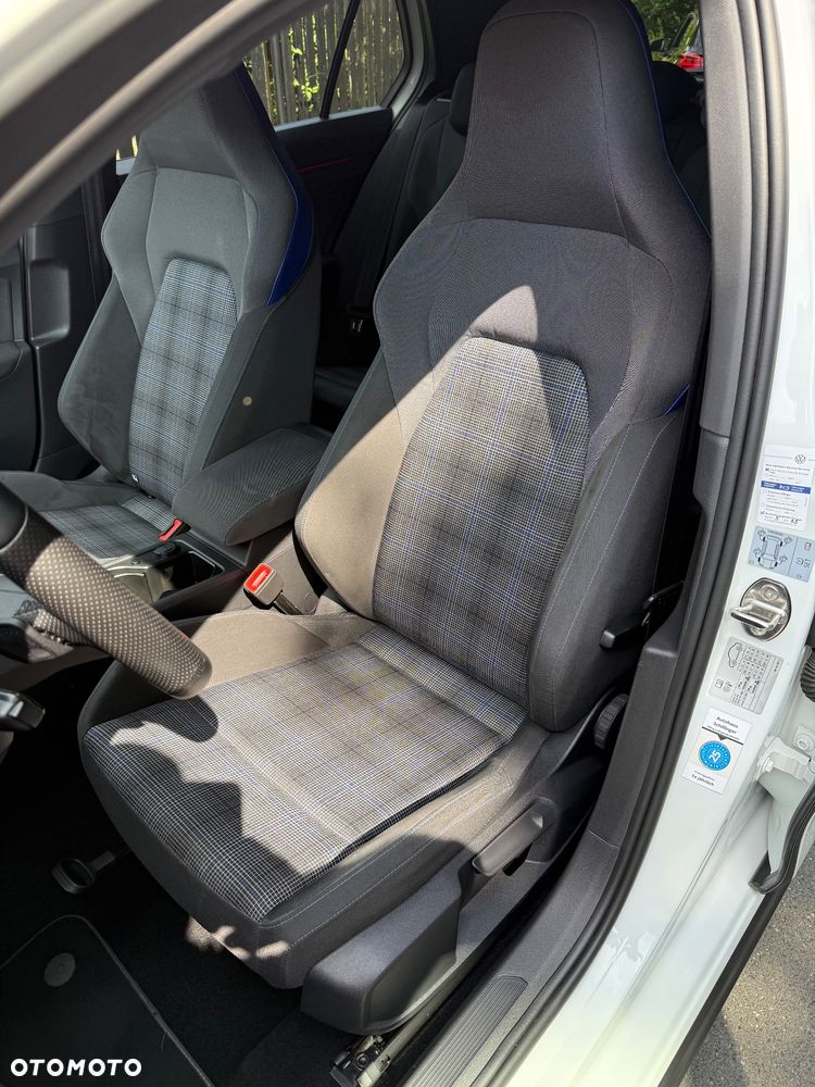 Volkswagen Golf 1.4 eHybrid OPF DSG GTE - 26