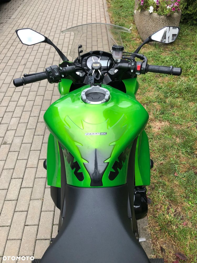 Kawasaki Ninja 1000 SX - 11