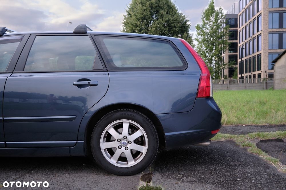 Volvo V50 T5 Momentum - 9