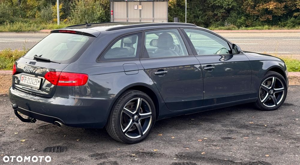 Audi A4 Avant 3.0 TDI DPF quattro Attraction - 8