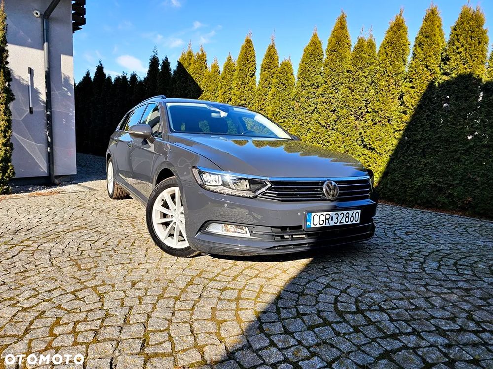Volkswagen Passat - 5