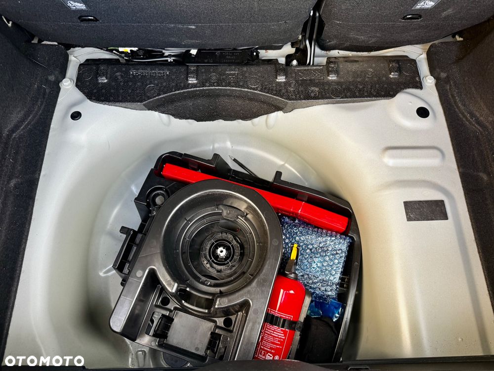 Citroën C3 1.2 PureTech Shine - 29