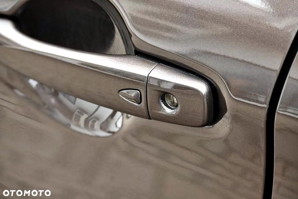 Nissan Qashqai 1.2 DIG-T Xtronic TEKNA+ - 14