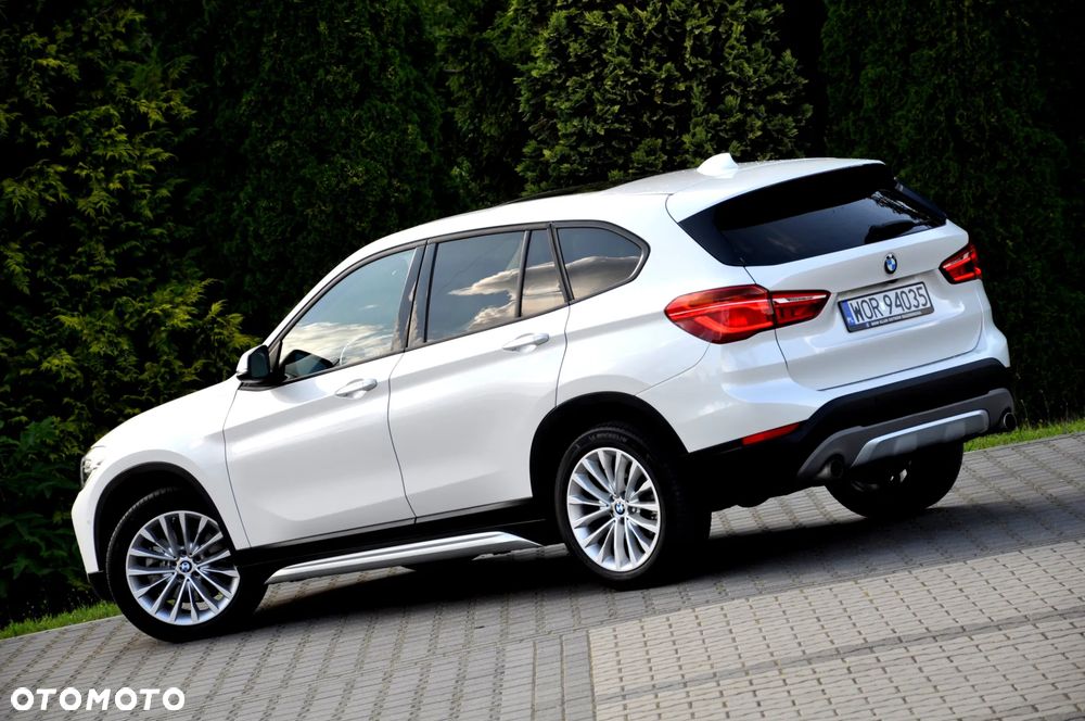 BMW X1 xDrive20d xLine - 16