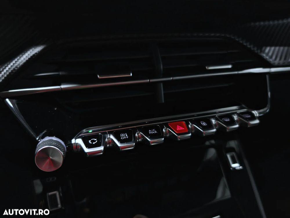 Peugeot 2008 PureTech 130 EAT8 Allure - 26