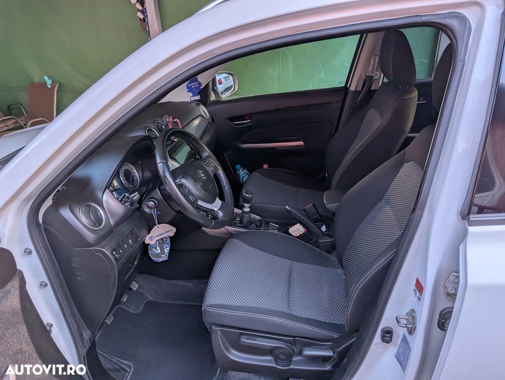 Suzuki Vitara 1.4 Passion - 12