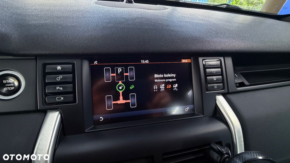 Land Rover Discovery Sport TD4 HSE Luxury - 36