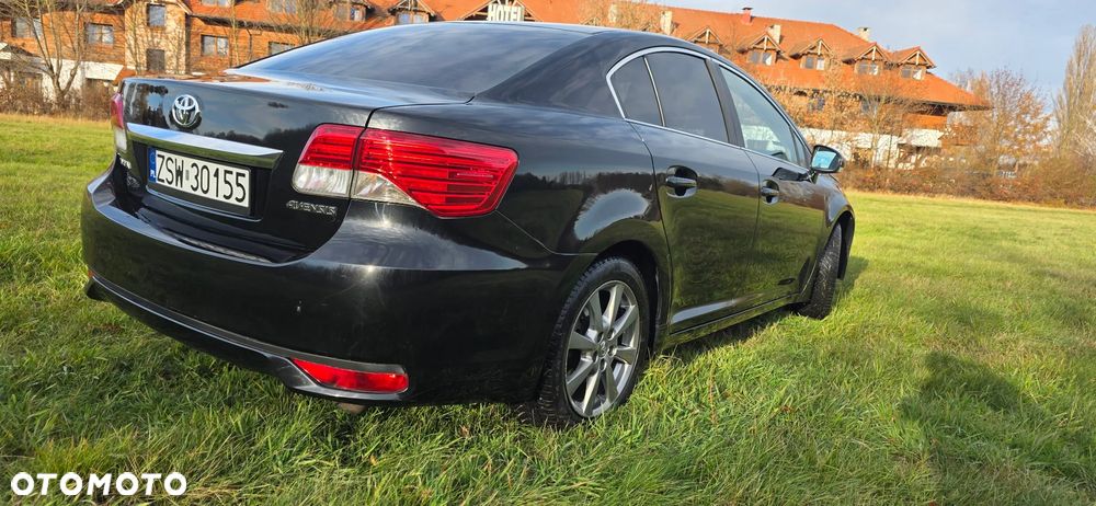 Toyota Avensis 2.0 D-4D Premium - 10