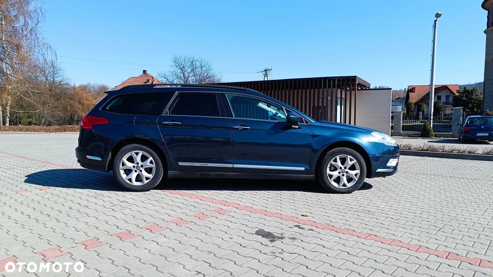 Citroën C5 2.0 16V Confort - 16