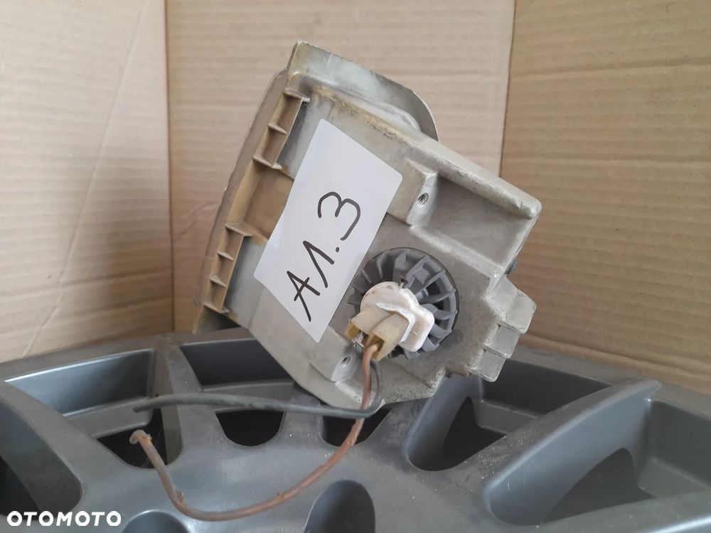 Kierunkowskaz prawy przód Audi 100 C2 Hella 431953050B - 3
